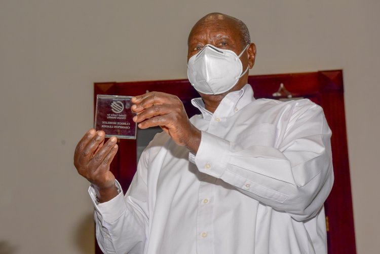 President Museveni receives Climate change leadership award