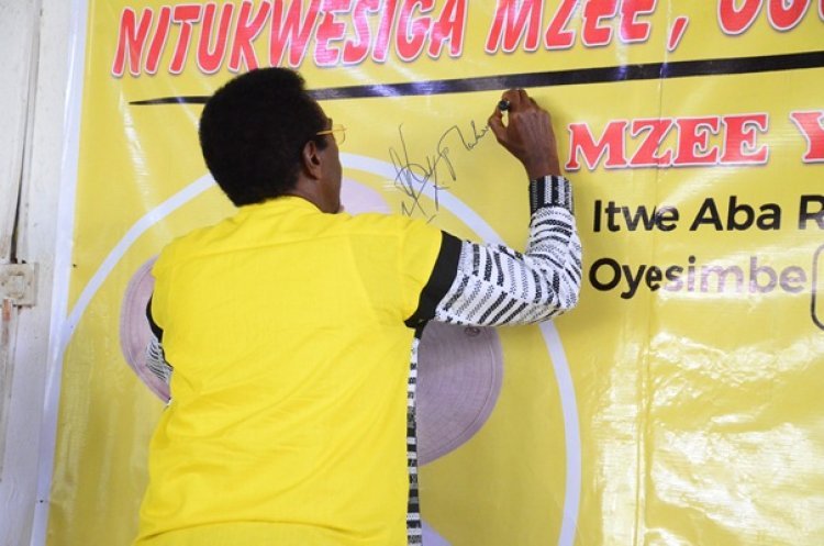 Minister Jim Muhwezi and other NRM Leaders in Rukungiri endorse Museveni for 2026
