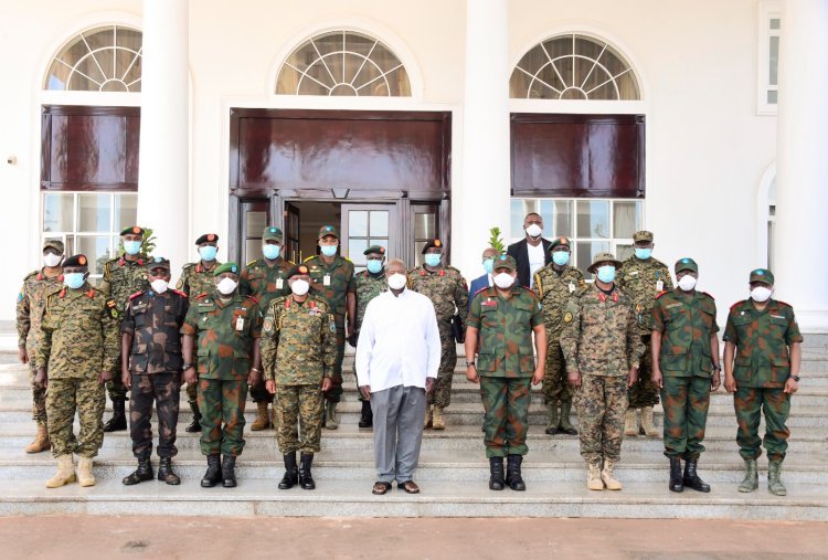 Operation Shujaa: “The army must always be close with the people." Museveni tells UPDF, FARDC Senior Army Officers