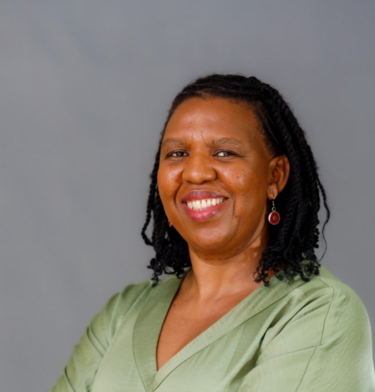 South African Literacy Icon Lorato Trok Honoured with Prestigious Continental Award for Transformative Leadership